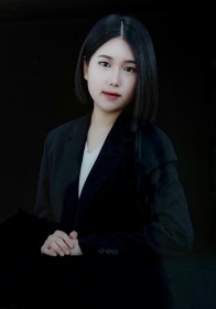 메이크업 전공  김 보민
